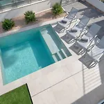 Modern Villa With Pool