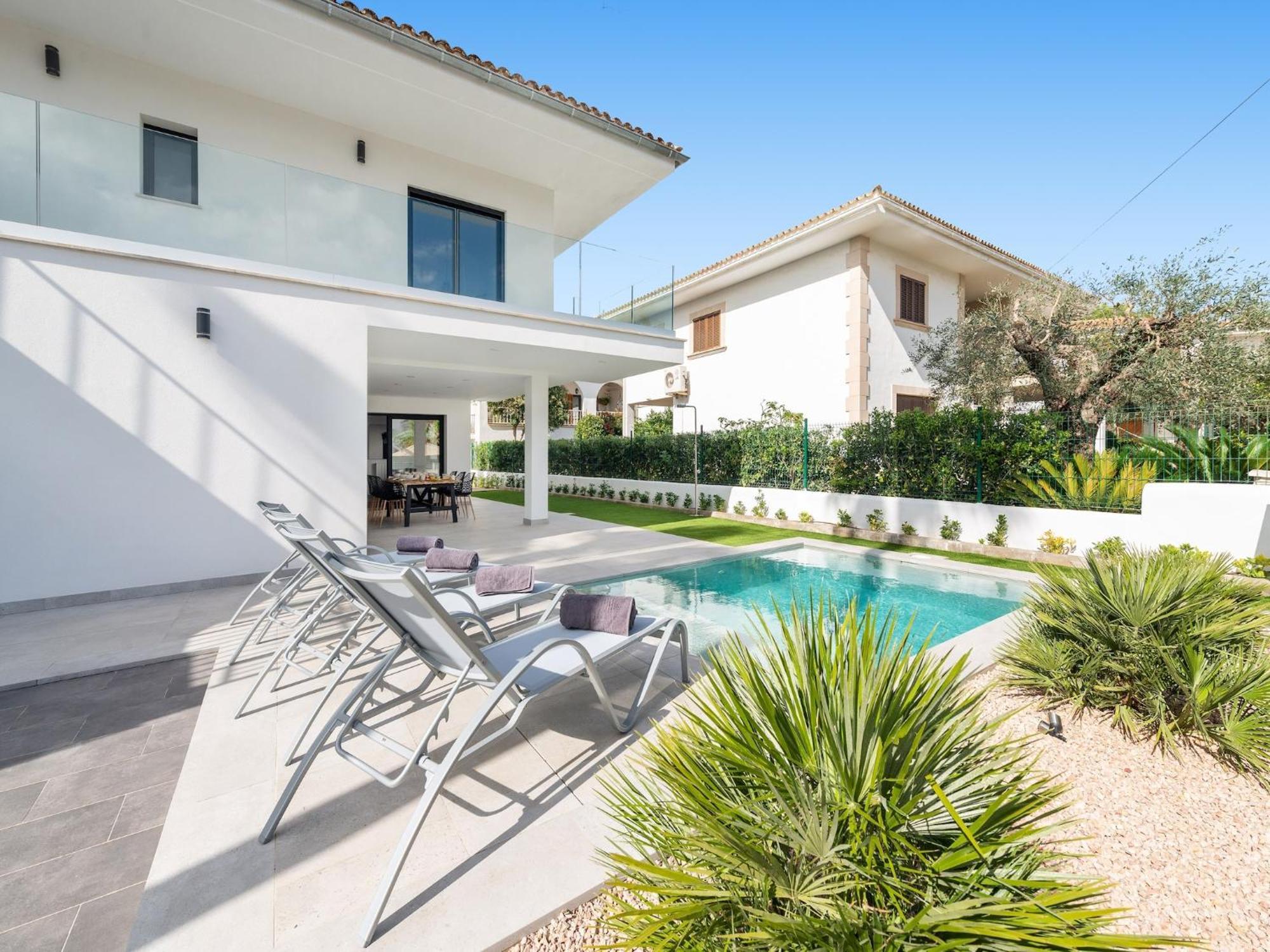 Modern With Pool * Alcudia (Mallorca)